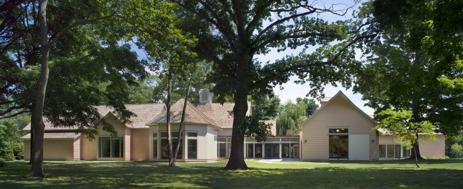 About the Fairfield Museum Exterior